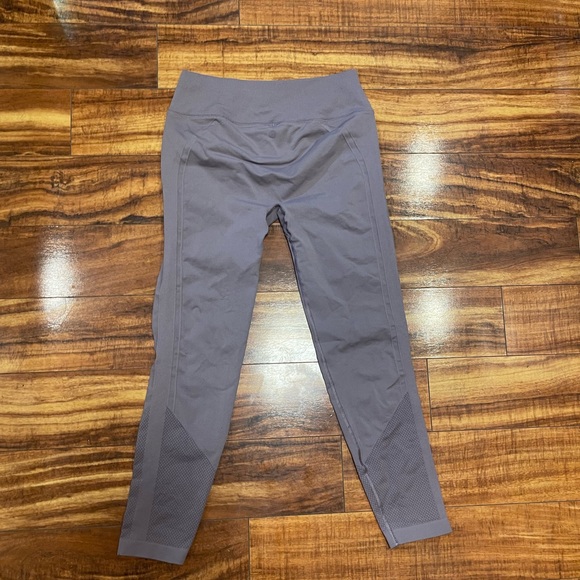Lululemon Mauve Seamless Leggings 10 - Picture 5 of 5